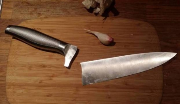 100 dolláros kés 0:1 Fokhagyma