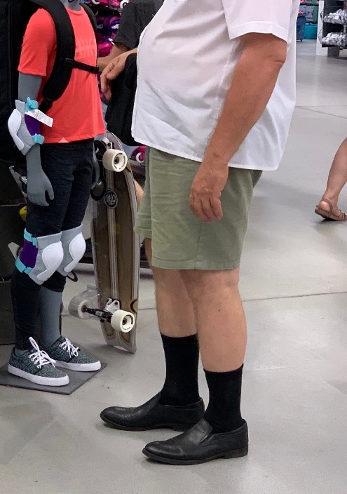 Ugyan nem szandál, de ütős a kombó..