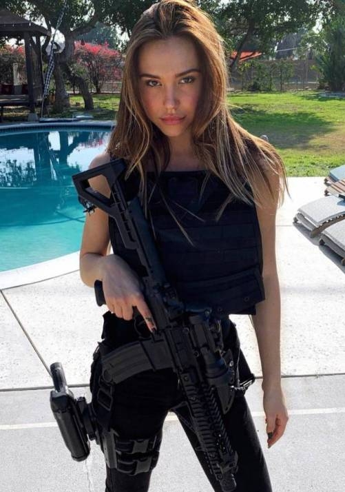 Hagynád, hogy megmotozzon?