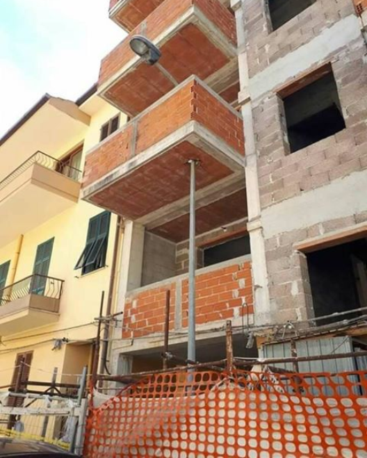 Főnök! Erkélyt mindenképpen szeretnénk...