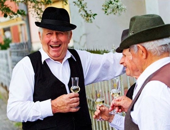 Mindenki a 35 fokos melegre panaszkodik...