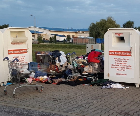 Használtruha gyűjtőkonténer