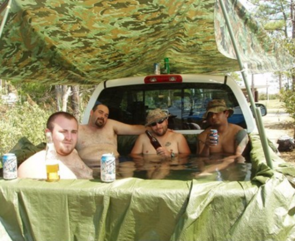 Nekik még tart a nyár...