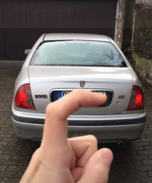 Rendszám kitakarás level 1000