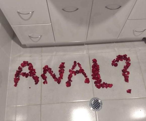 Bepróbálkozott, hátha...