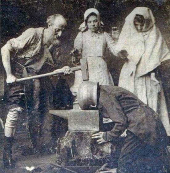 Amikor elmész egy hivatalba ügyet intézni...