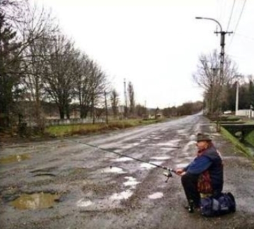 Csönd, most rabol a harcsa!