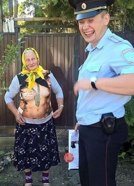 Amikor a külföldön élő unokáid küldik neked a gúnyát