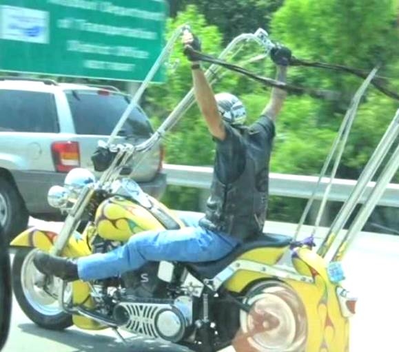 Joe-nak régen mindig nagyon izzadt a hónalja